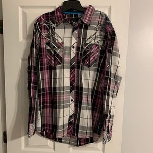 Roar signature button up